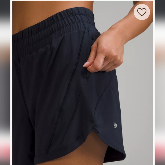 Lululemon Track ME short 5" Lined - Picture 4 of 5